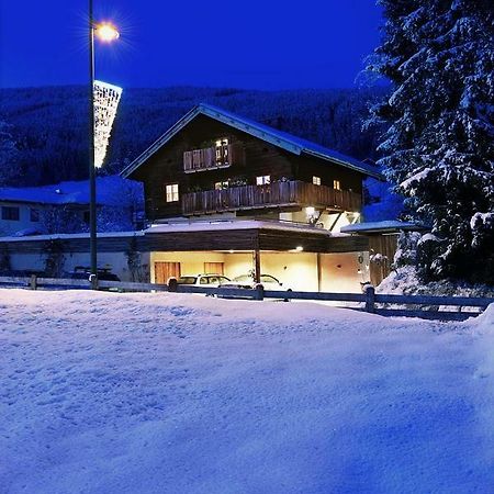 Landhaus Mooslechner ラートシュタット エクステリア 写真