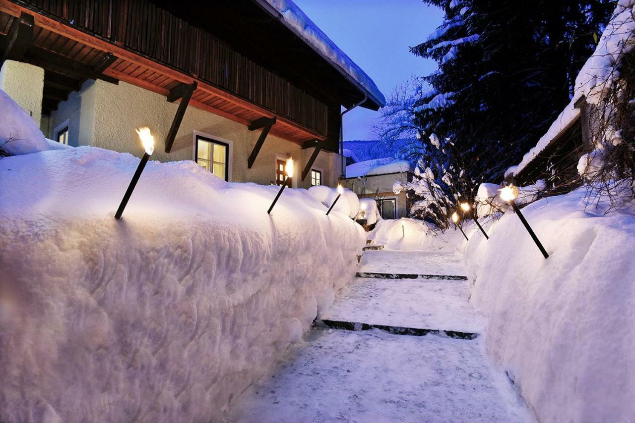 Landhaus Mooslechner ラートシュタット エクステリア 写真